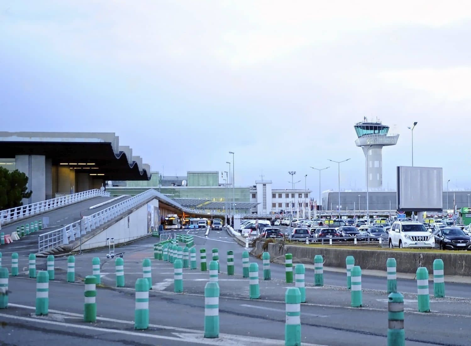 /bordeaux-merignac-airport/